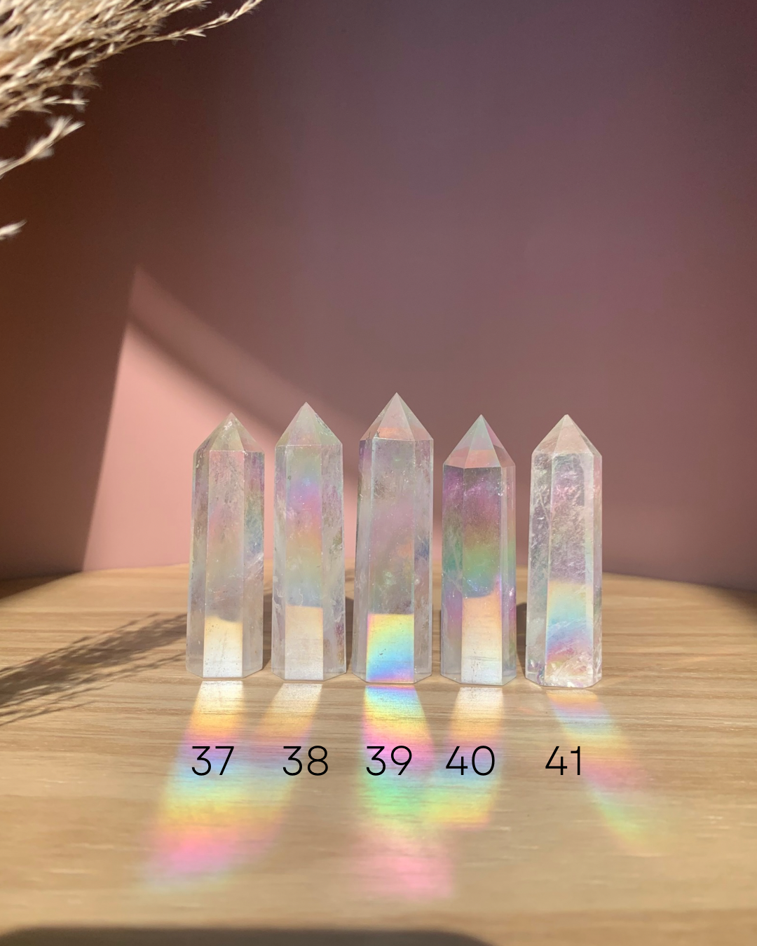 Choisi ton Aura Quartz Clair * 7 - 8 CM * 35 - 50 GRAM . énergie positive . Tour de pointe . Angel Quartz