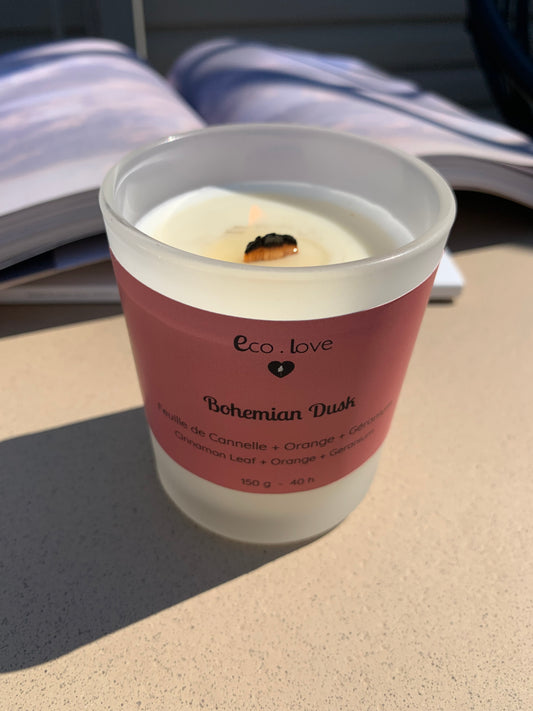 BOHEMIAN DUSK  —  Bougie de soya  —  Feuille de Cannelle + Pamplemousse Blanc + Orange*