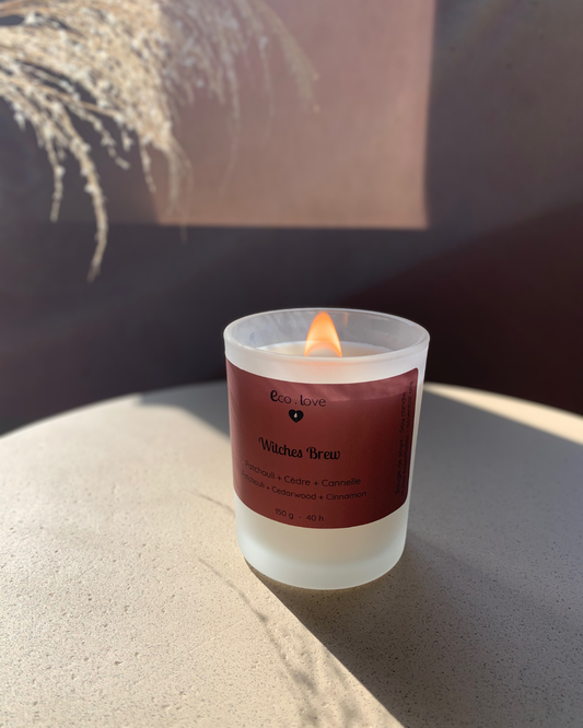 Bougie WITCHES BREW 〰️ Patchouli + Cèdre + Cannelle